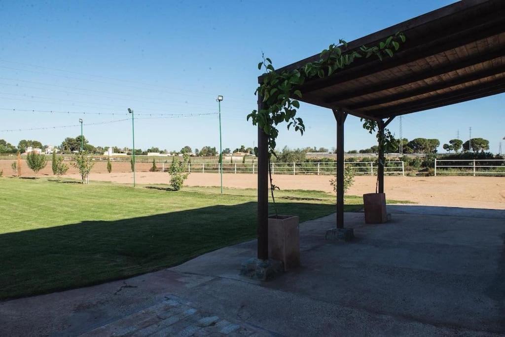 Вилла Finca Campo Alegre Утрера Экстерьер фото