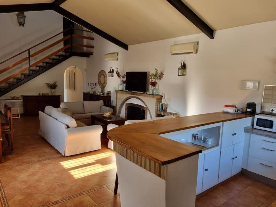 Вилла Finca Campo Alegre Утрера Экстерьер фото