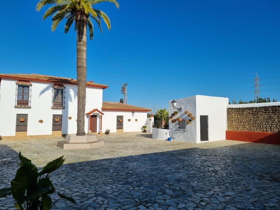 Вилла Finca Campo Alegre Утрера Экстерьер фото